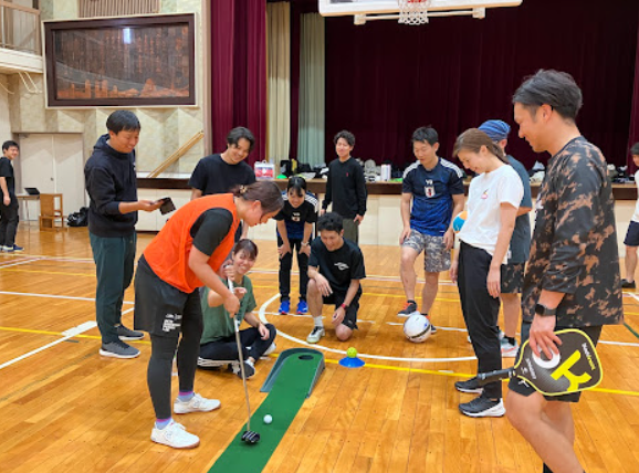 スポーツをしている写真